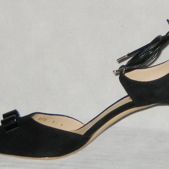 NIB Salvatore Ferragamo CAROLYN Suede PUMP Made In ITALY MSRP $895 - Picture 4 of 7
